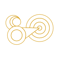 Logo OM-Sound - abstrakt - eine Figur mit Schnabel die den Gong berührt.